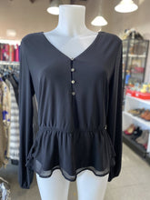 Load image into Gallery viewer, White House Black Market peplum top M