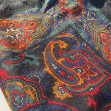 Load image into Gallery viewer, Maalbi vintage paisley scarf
