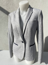 Load image into Gallery viewer, Tommy Hilfiger soft knit blazer 6