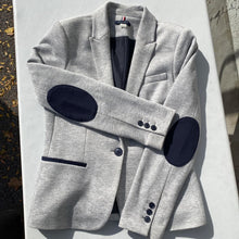 Load image into Gallery viewer, Tommy Hilfiger soft knit blazer 6
