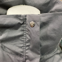 Load image into Gallery viewer, Lululemon light jacket 6