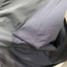 Load image into Gallery viewer, Lululemon light jacket 6