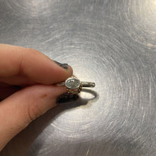 Load image into Gallery viewer, Pandora clear stone ring