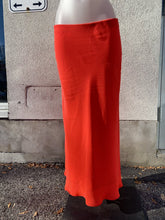Load image into Gallery viewer, Banana Republic midi skirt M