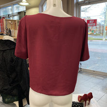 Load image into Gallery viewer, Babaton flowy top M