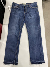 Load image into Gallery viewer, Current Elliot The Cropped Straight Loved raw hem jeans 28