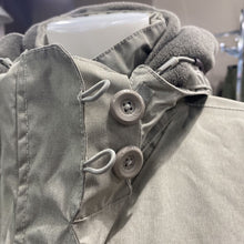 Load image into Gallery viewer, Columbia winter coat w removable hood XL