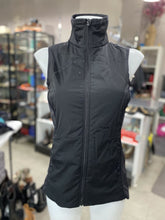 Load image into Gallery viewer, Lululemon light vest 4