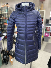 Load image into Gallery viewer, Lululemon down filled puffer coat 4