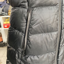 Load image into Gallery viewer, Lululemon down filled puffer coat 4