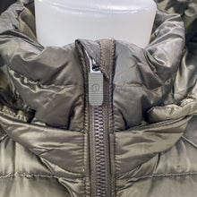 Load image into Gallery viewer, Lululemon down filled puffer jacket 4