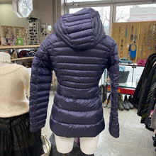 Load image into Gallery viewer, Lululemon down filled puffer jacket 4
