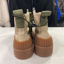 Load image into Gallery viewer, Zara suede boots NWT 6