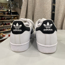 Load image into Gallery viewer, Adidas Superstars sneakers 7