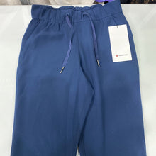 Load image into Gallery viewer, Lululemon On The Fly pants NWT 2