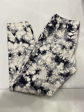 Load image into Gallery viewer, Lululemon tie dye leggings 10