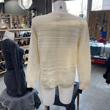 Load image into Gallery viewer, Talbots button detail sweater Lp