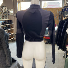 Load image into Gallery viewer, TNA stretchy cropped top M/L