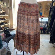 Load image into Gallery viewer, Lauren Ralph Lauren boho skirt M
