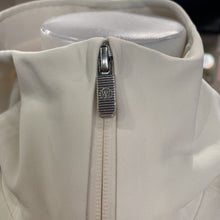Load image into Gallery viewer, Lululemon light coat 8