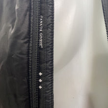 Load image into Gallery viewer, Canada Goose light puffer coat M