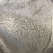 Load image into Gallery viewer, Rip Zone sherpa lined sweater/jacket M