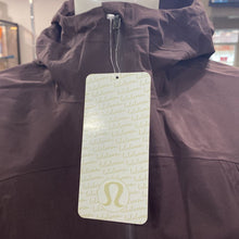 Load image into Gallery viewer, Lululemon Resist The Mist rain jacket NWT 4