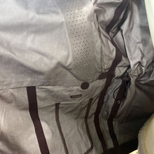 Load image into Gallery viewer, Lululemon Resist The Mist rain jacket NWT 4