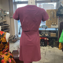 Load image into Gallery viewer, Lululemon dress 6