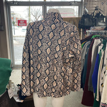 Load image into Gallery viewer, Joe Fresh snake print turtleneck 1X