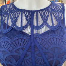 Load image into Gallery viewer, Adelyn Rae lace dress XS