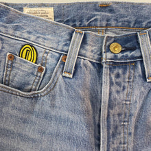 Load image into Gallery viewer, Levis x Super Mario straight leg jeans 24