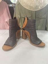 Load image into Gallery viewer, Free People open toe booties 38