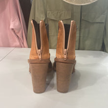 Load image into Gallery viewer, Free People open toe booties 38