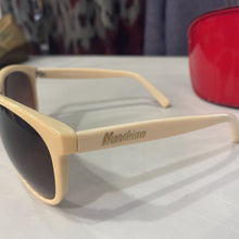 Load image into Gallery viewer, Moschino heart sunglasses