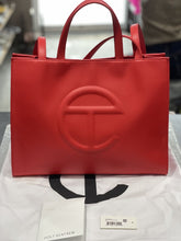 Load image into Gallery viewer, Telfar medium handbag