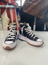 Load image into Gallery viewer, Converse platform hightops 5.5