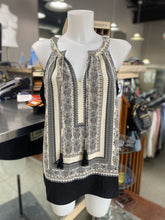 Load image into Gallery viewer, Rose & Olive multi print sleeveless top M