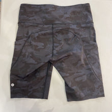 Load image into Gallery viewer, Lululemon shorts 10