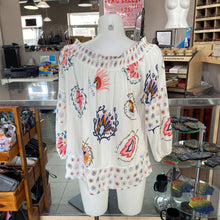 Load image into Gallery viewer, Desigual off the shoulder top M