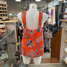 Load image into Gallery viewer, Banana Republic (outlet) floral halter top M