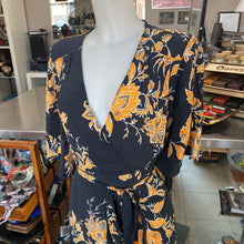 Load image into Gallery viewer, Zara wrap dress S