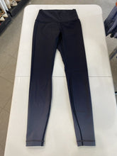 Load image into Gallery viewer, Lululemon leggings 4
