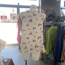 Load image into Gallery viewer, Philosophy butterfly/floral flowy top M