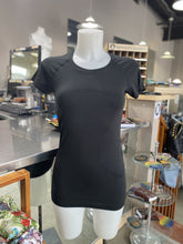 Load image into Gallery viewer, Lululemon stretchy tee 4