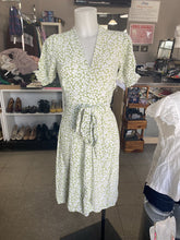 Load image into Gallery viewer, Faithfull the Brand floral dress 4