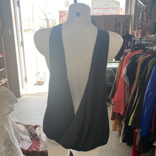 Load image into Gallery viewer, Silence & Noise satiny open tank NWT L