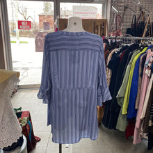 Load image into Gallery viewer, Michel Studio striped flowy top NWT 18