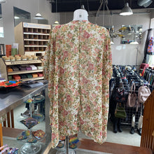 Load image into Gallery viewer, Brandy Melville sheer floral kimono S