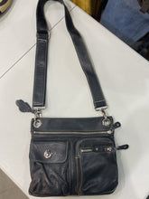 Load image into Gallery viewer, Roots Villager handbag